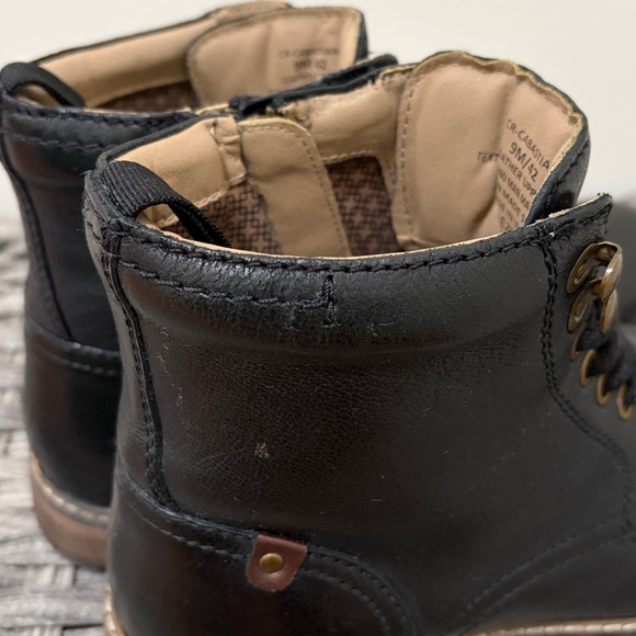 Boots - Picture 5 of 11